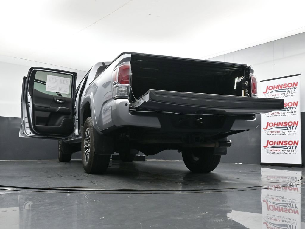 Used 2020 Toyota Tacoma TRD Sport w/ Technology Package image 42