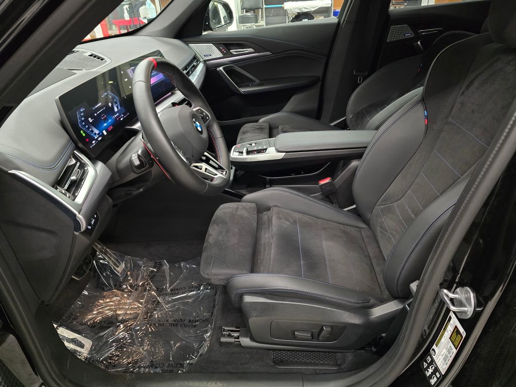 Used 2025 BMW X1 M35i image 17