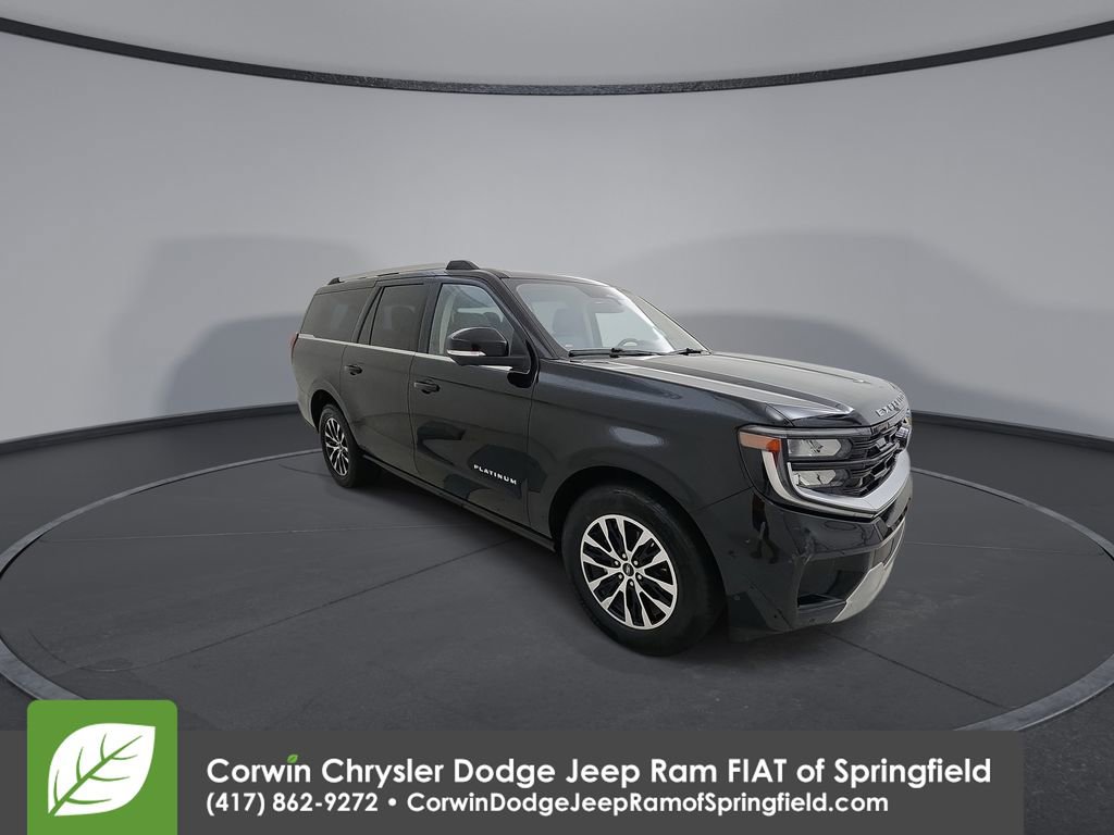 Used 2025 Ford Expedition Max Platinum AWD/4WD image 2