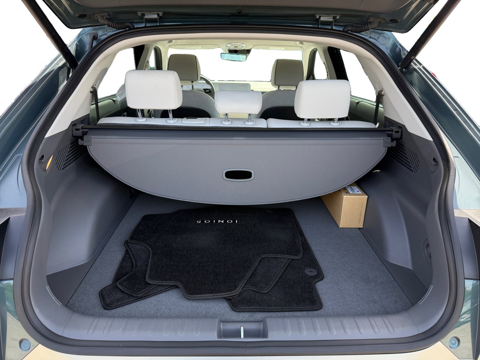 Certified 2024 Hyundai Ioniq 5 Limited RWD image 17