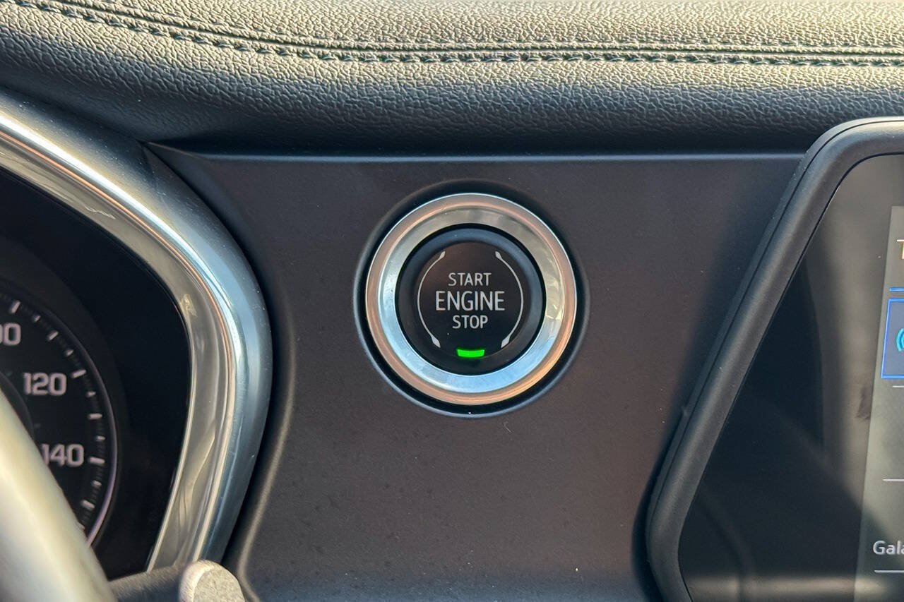 Used 2019 Chevrolet Blazer LT AWD/4WD image 24