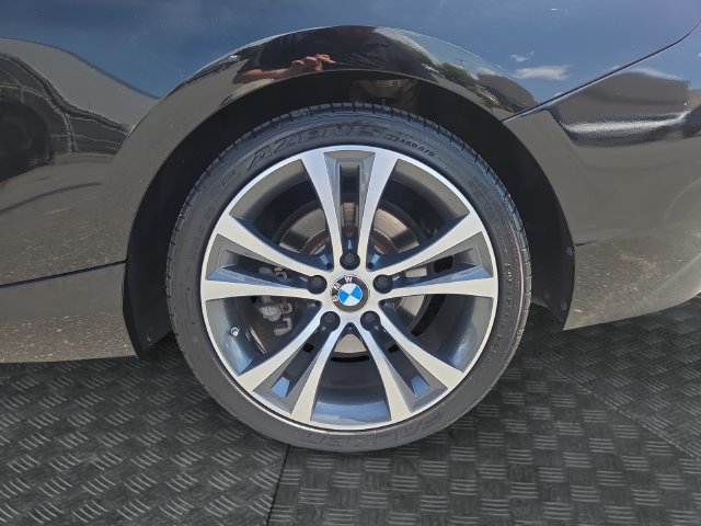 Used 2018 BMW 230i Convertible RWD image 37