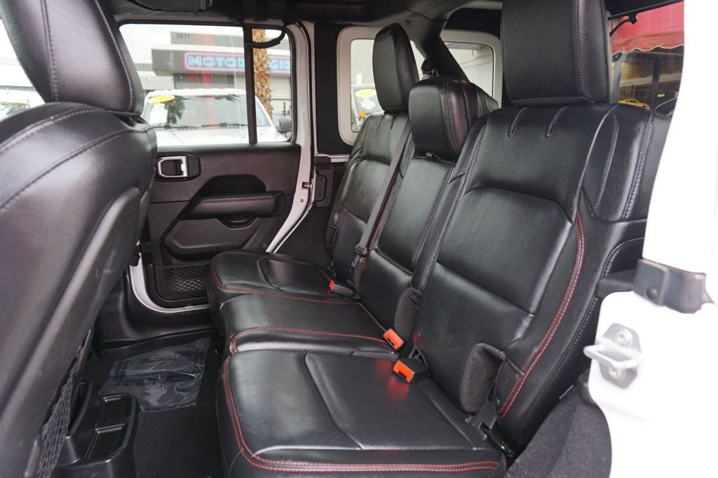 Used 2018 Jeep Wrangler Unlimited Rubicon image 27