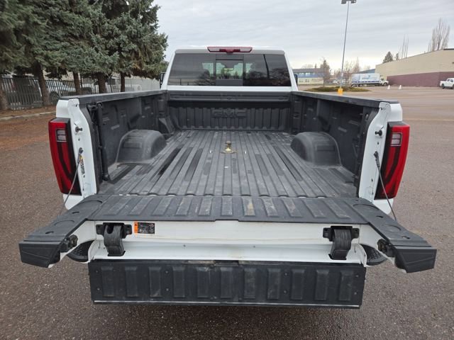 Used 2025 GMC Sierra 3500 Denali w/ Denali Reserve Package image 36