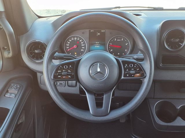Used 2023 Mercedes-Benz Sprinter 2500 image 28