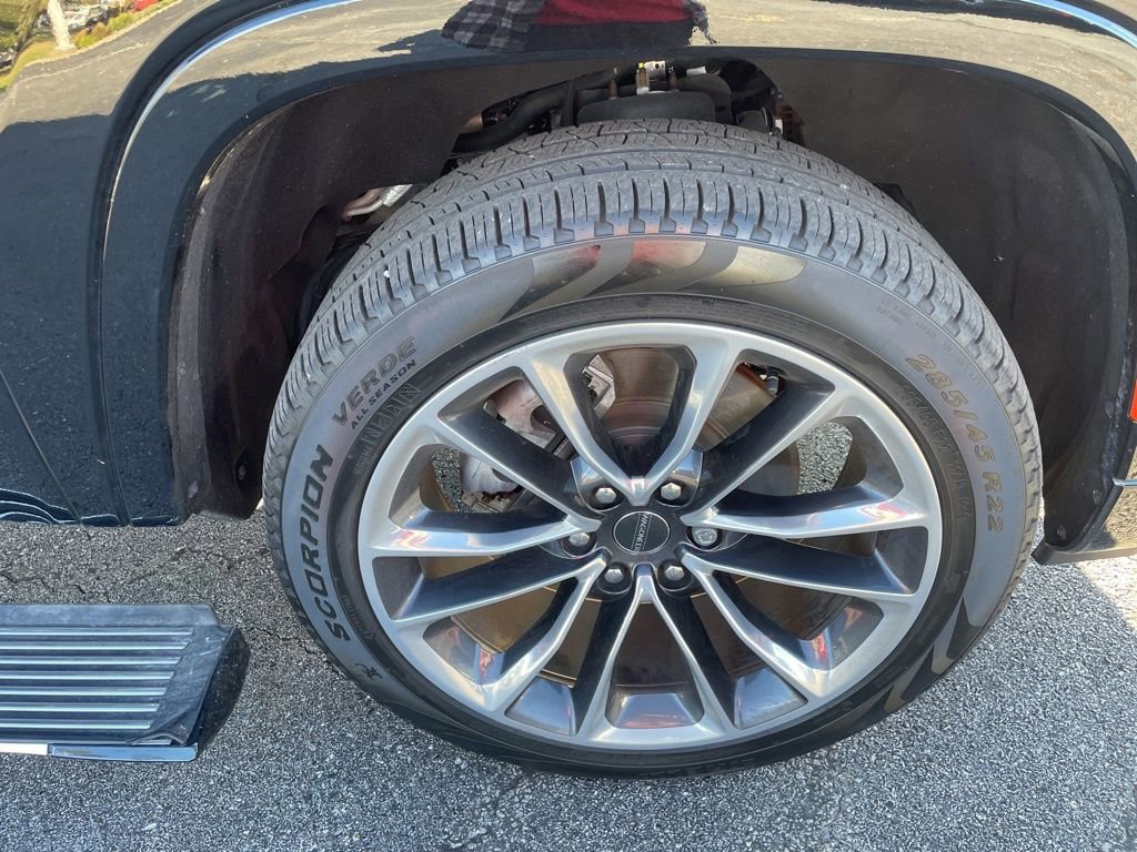 New 2024 Jeep Wagoneer L Series III w/ Premium Group I image 12