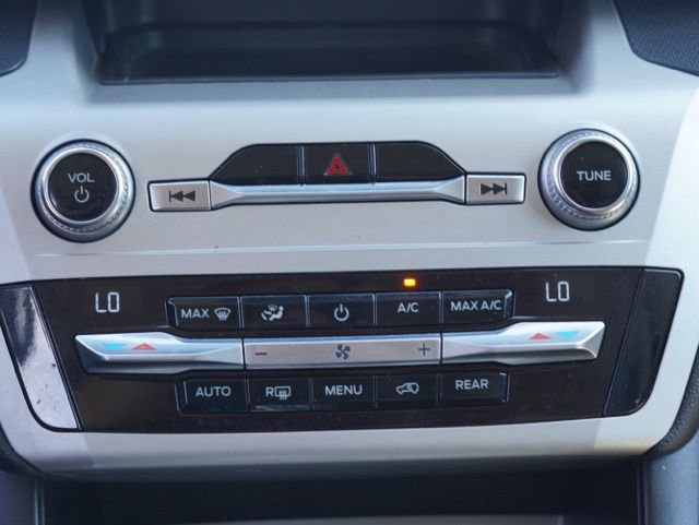 Used 2021 Ford Explorer 2WD image 21