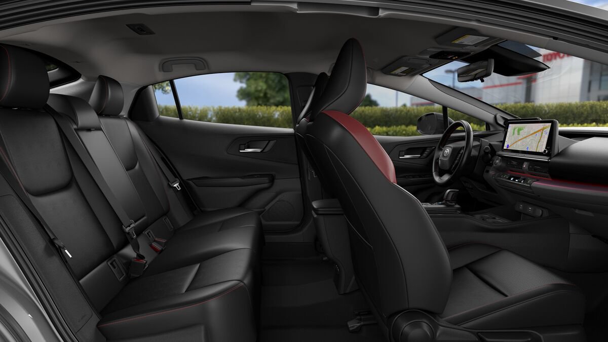 New 2026 Toyota Prius Plug-In Hybrid FWD image 21