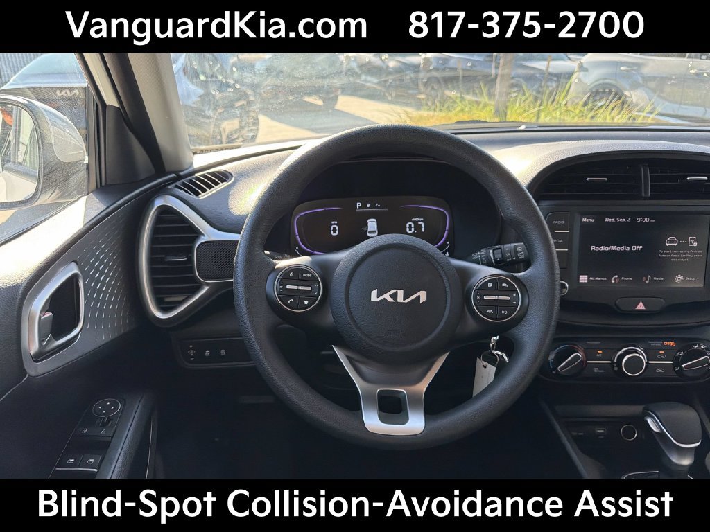Certified 2025 Kia Soul LX w/ LX Technology Package FWD image 13