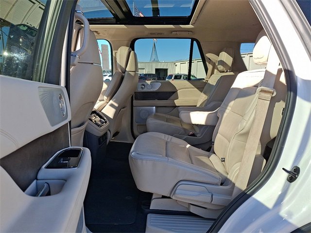 Used 2019 Lincoln Navigator Reserve w/ Cargo Package image 10
