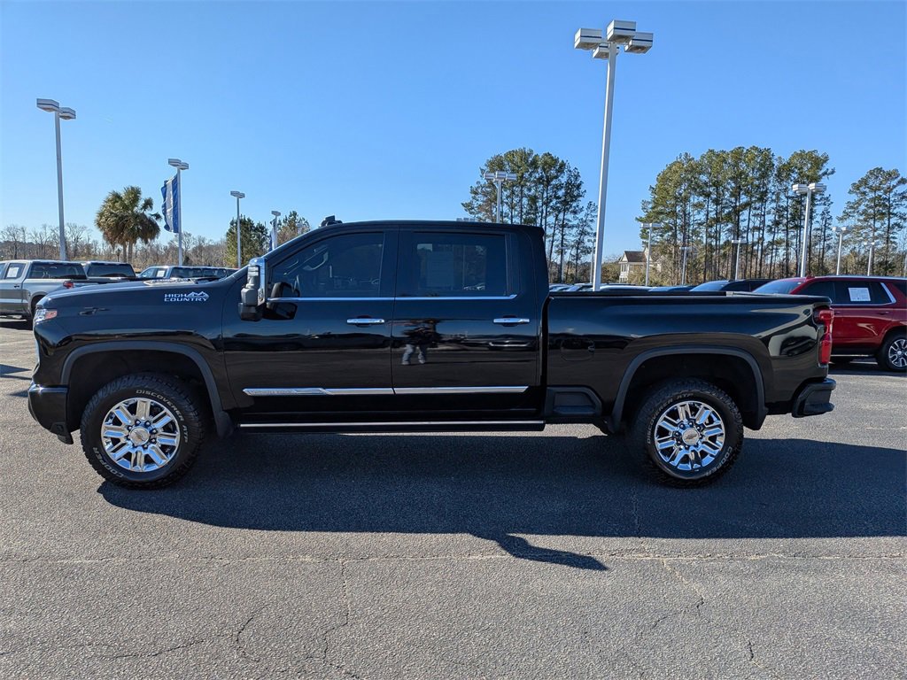 Used 2024 Chevrolet Silverado 2500 High Country w/ High Country Premium Package image 7