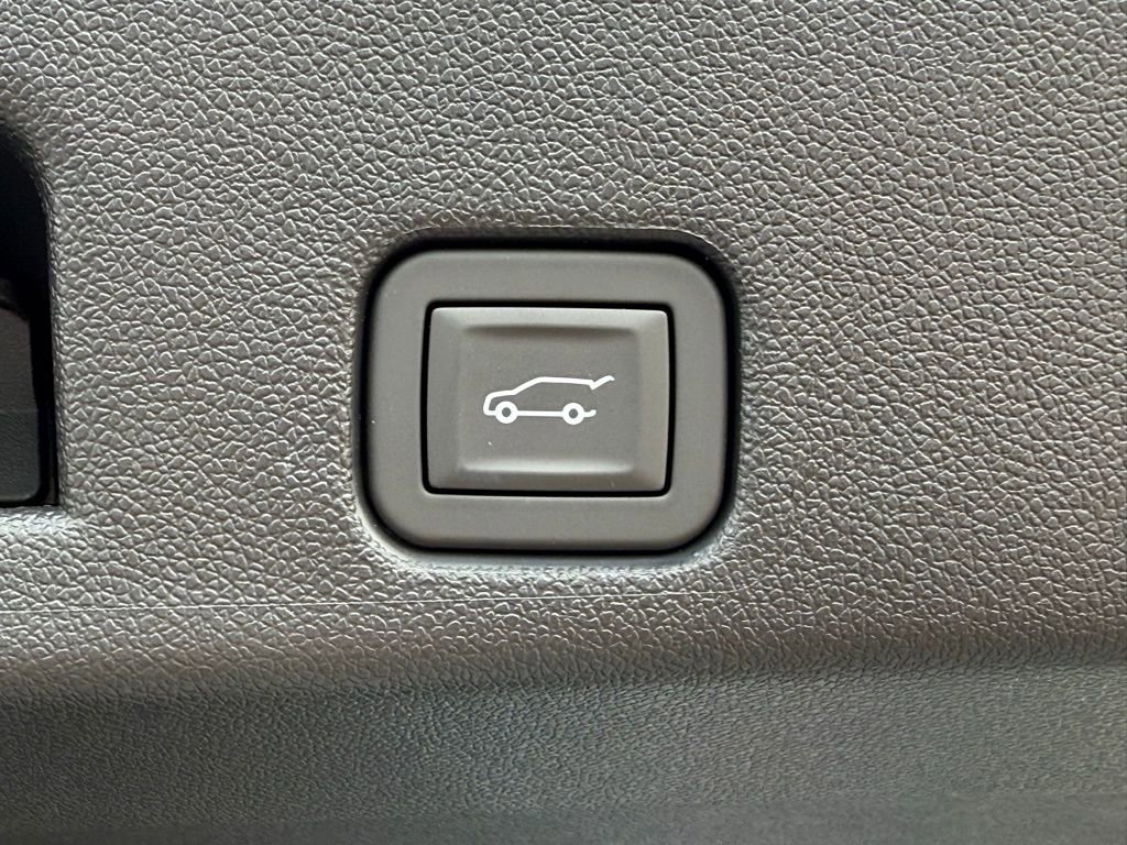 New 2026 GMC Acadia Elevation w/ Elevation Premium Package image 13