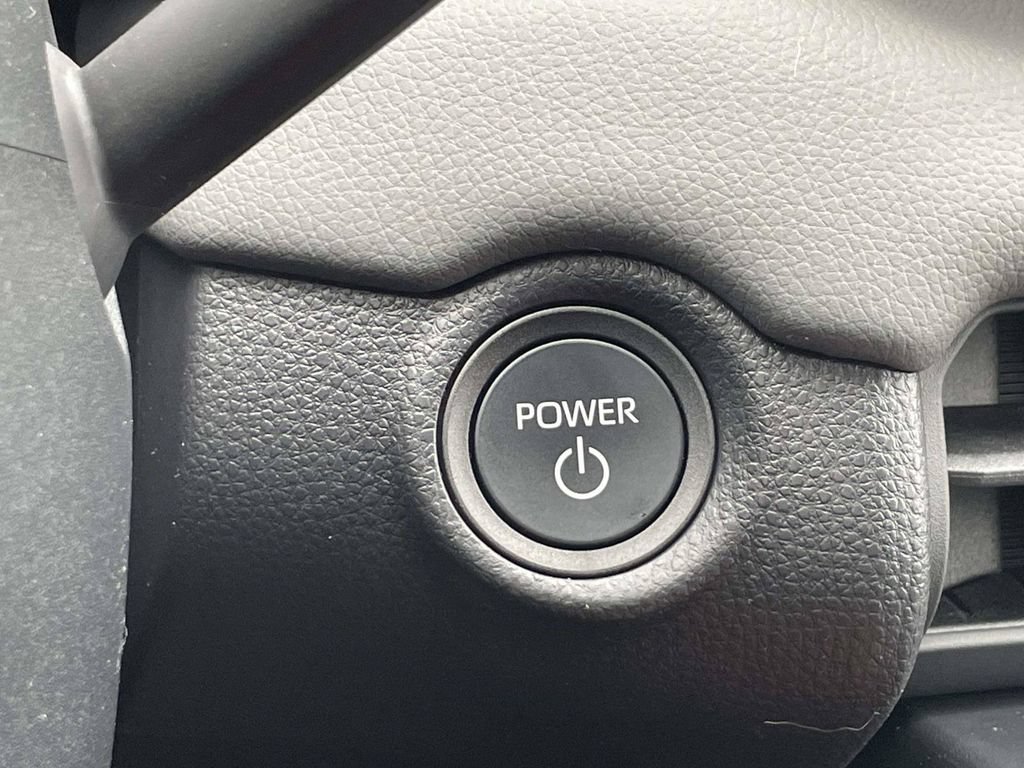 Used 2026 Toyota RAV4 AWD Plug-in Hybrid image 33