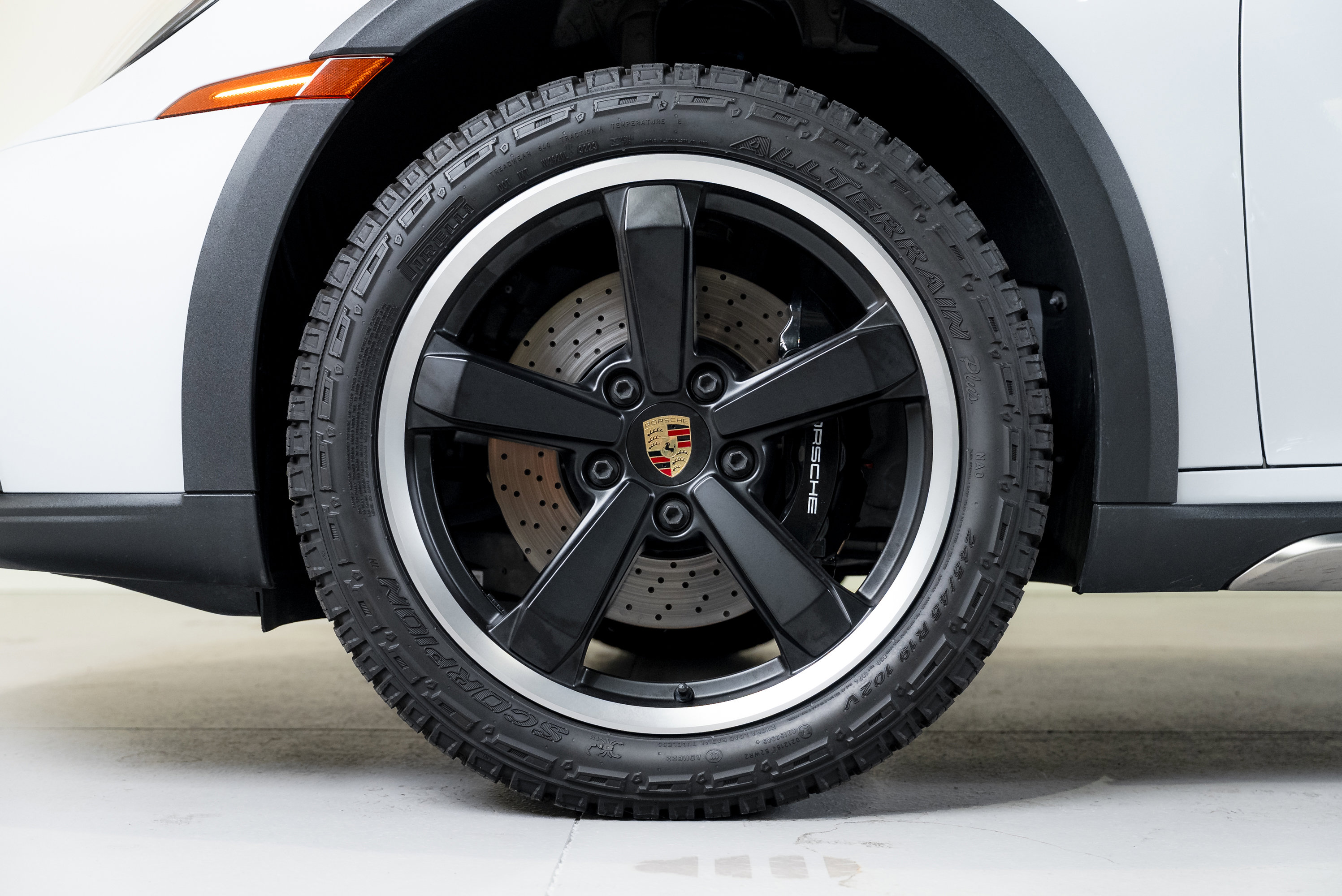 Used 2024 Porsche 911 Dakar AWD/4WD image 10