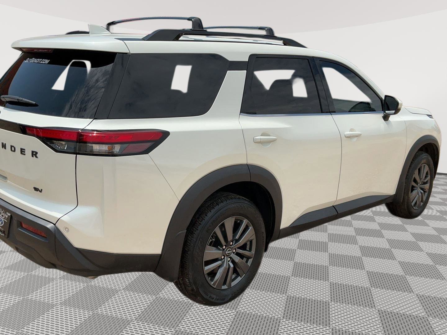 Used 2023 Nissan Pathfinder SV w/ Black Appearance Package FWD image 5