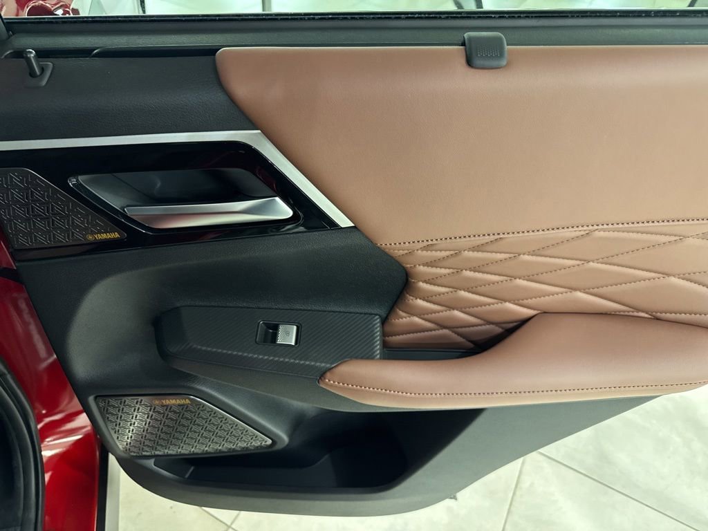 New 2026 Mitsubishi Outlander SEL FWD image 39