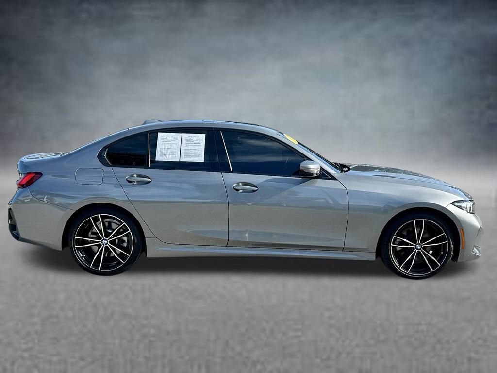 Used 2023 BMW 330i xDrive Sedan w/ M Sport Package AWD/4WD image 4