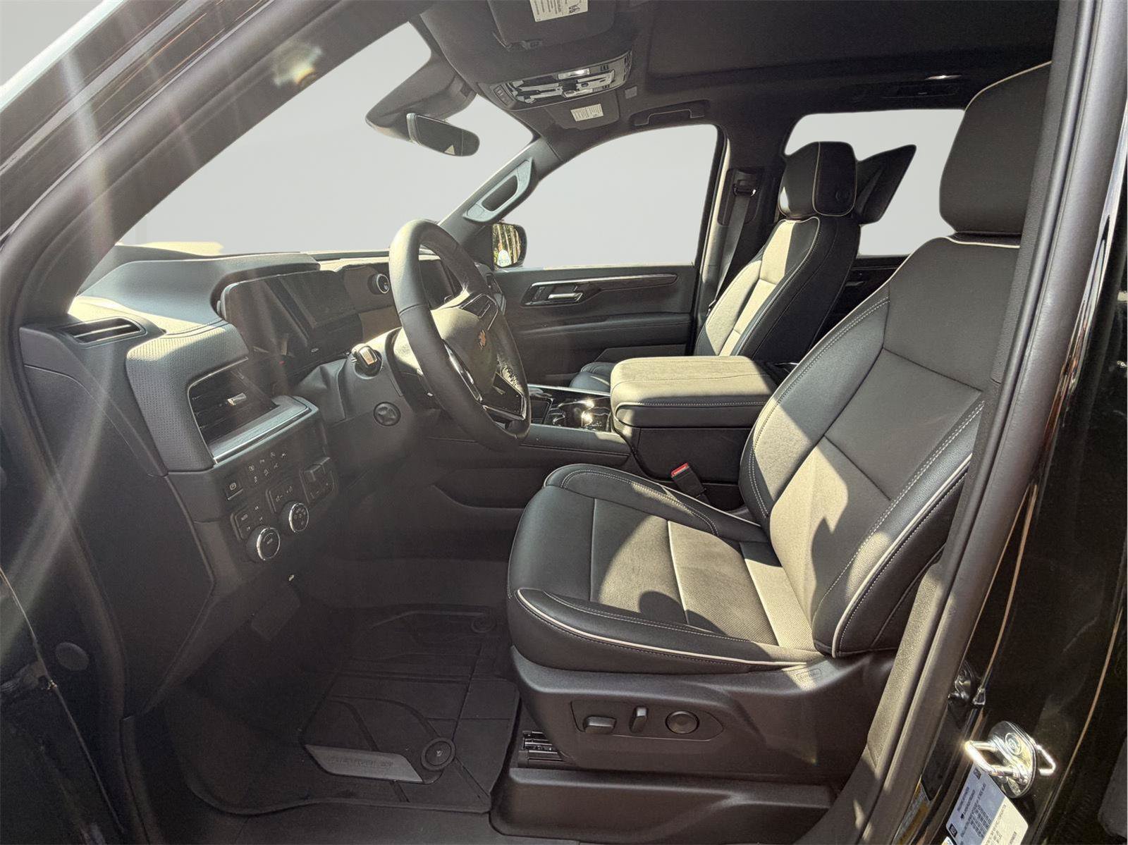 New 2026 Chevrolet Suburban Premier AWD/4WD image 10