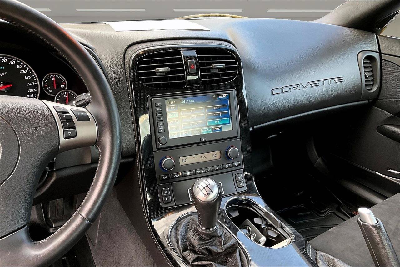 Used 2008 Chevrolet Corvette Z06 w/ Preferred Equipment Group RWD image 9