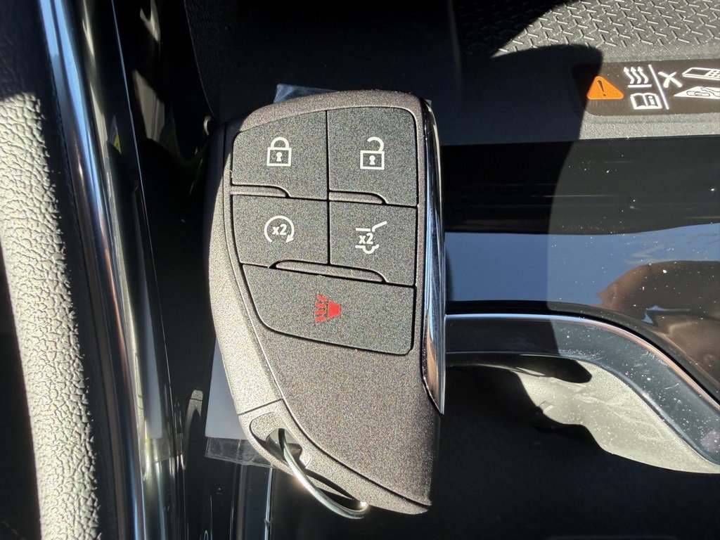 New 2026 Chevrolet Traverse LT w/ Driver Confidence Package image 8