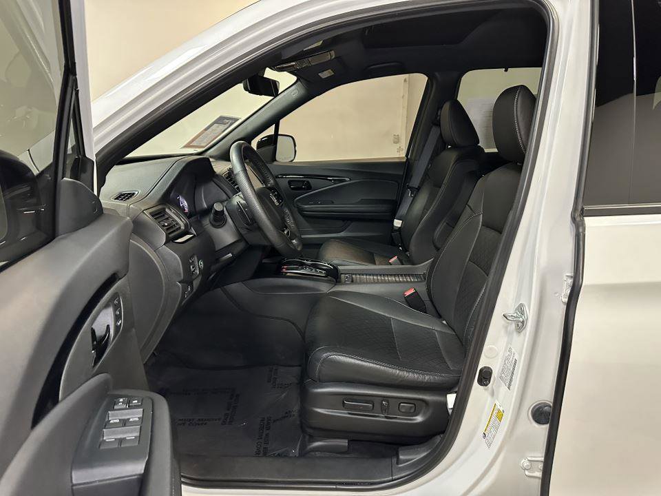 Used 2023 Honda Passport Elite image 22