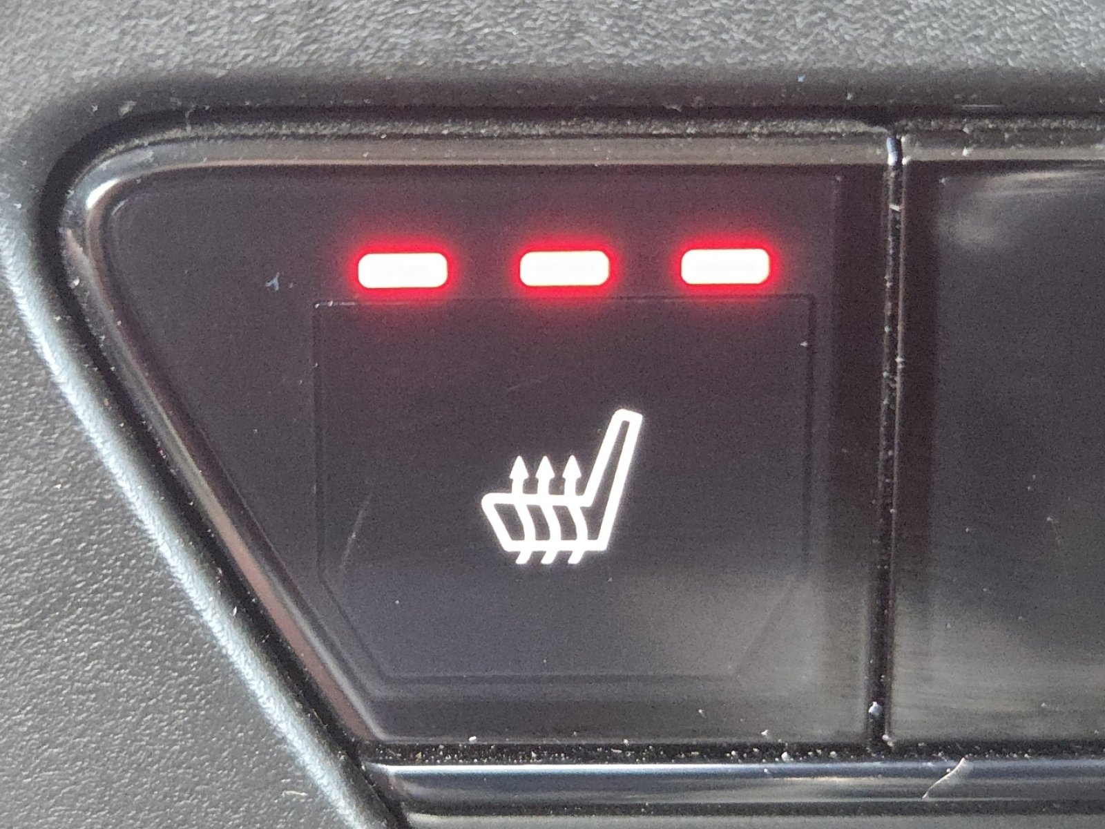 Certified 2024 Honda Accord EX image 6