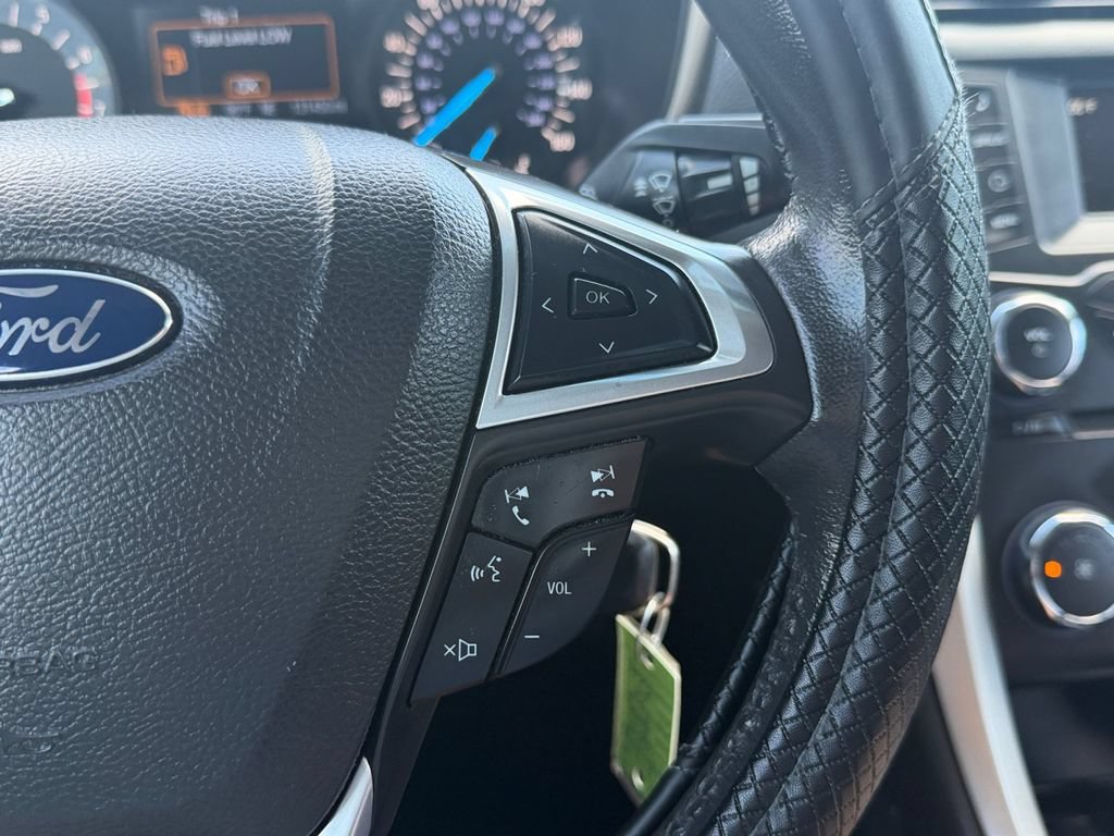 Used 2015 Ford Fusion SE w/ Equipment Group 202A FWD image 23