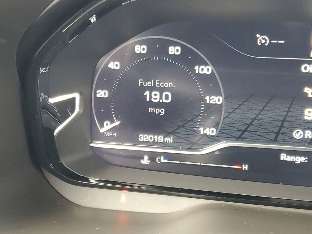 Used 2024 GMC Yukon Denali image 14