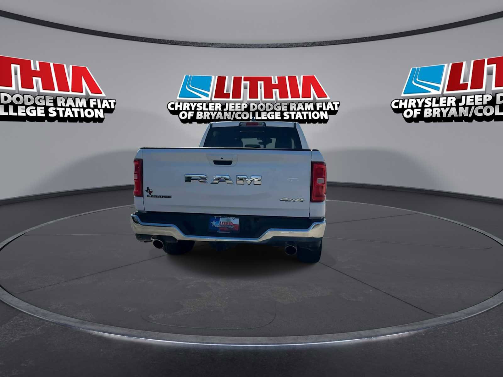 Used 2025 RAM 1500 Laramie image 7