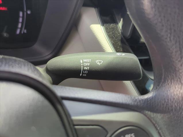 Used 2026 Toyota Corolla Cross L FWD image 18