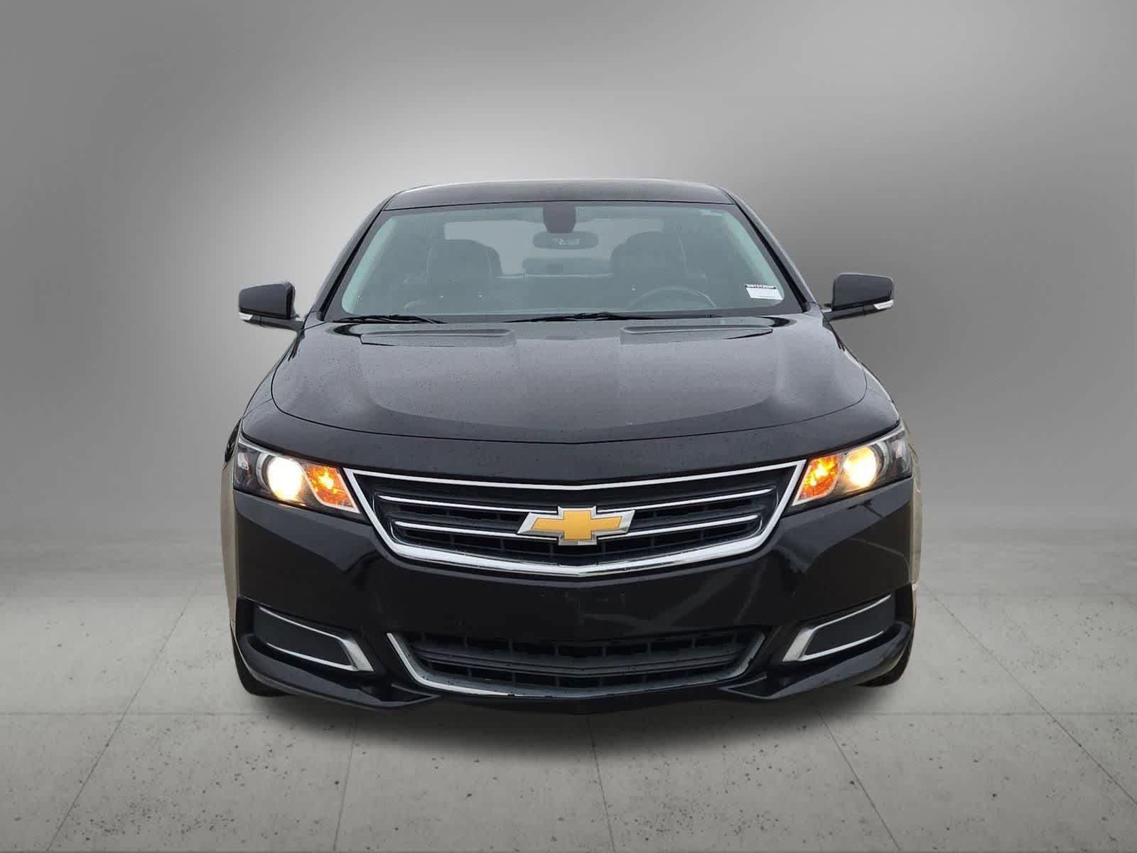 Used 2017 Chevrolet Impala LT FWD image 9
