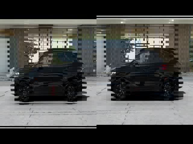 New 2025 BMW X5 xDrive40i w/ M Sport Package image 4