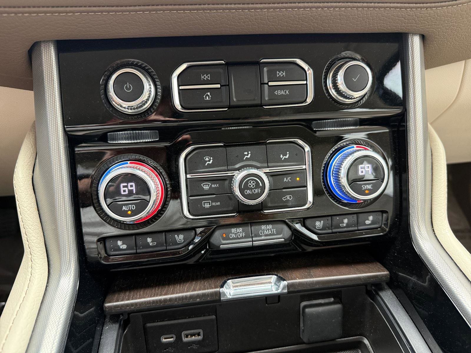 Used 2023 GMC Yukon Denali w/ Max Trailering Package image 32