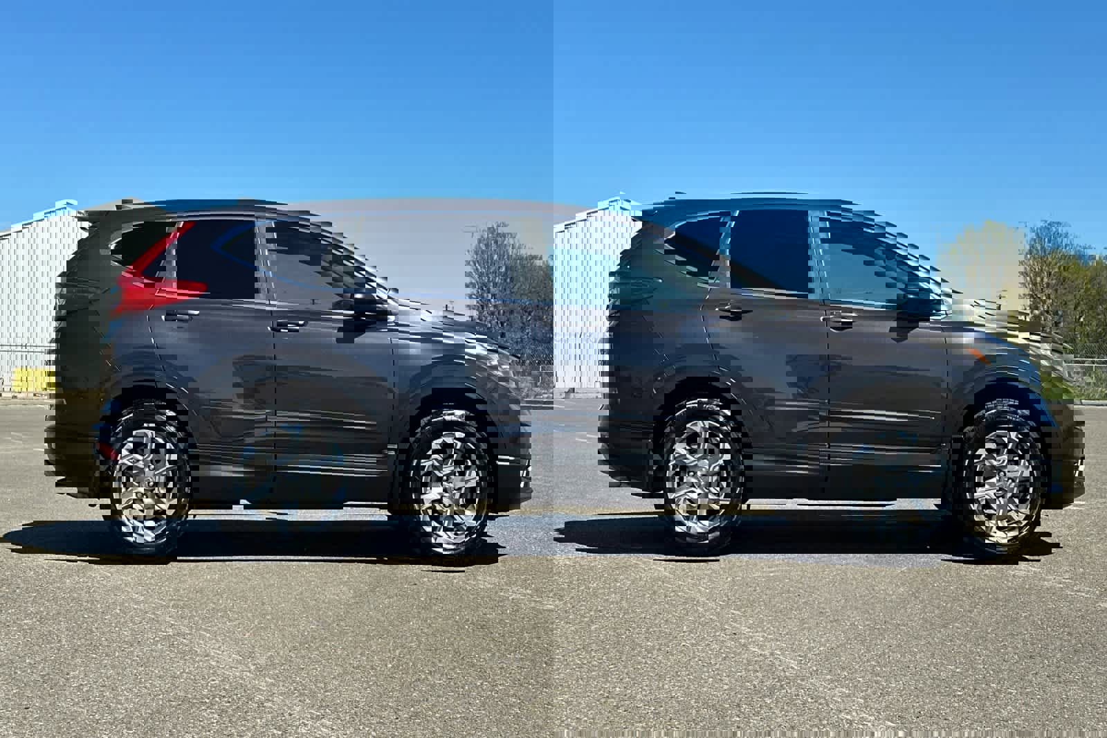 Certified 2017 Honda CR-V EX-L image 2