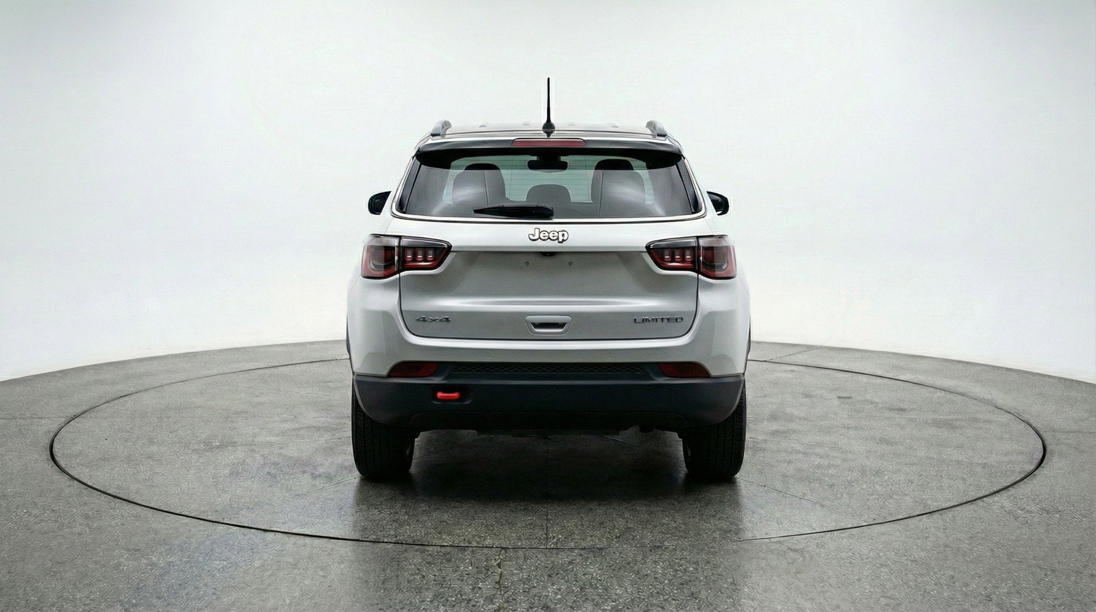 Used 2025 Jeep Compass Trailhawk AWD/4WD image 7
