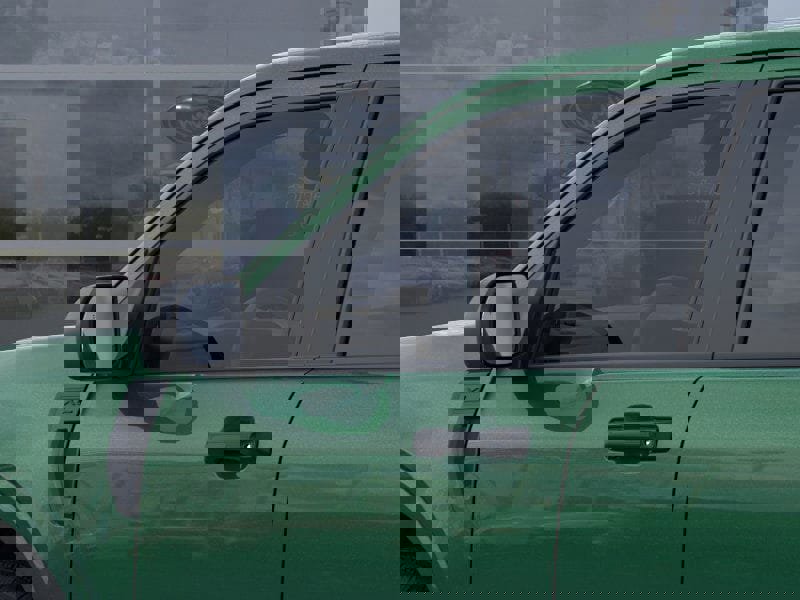 New 2025 Ford Maverick XL image 21