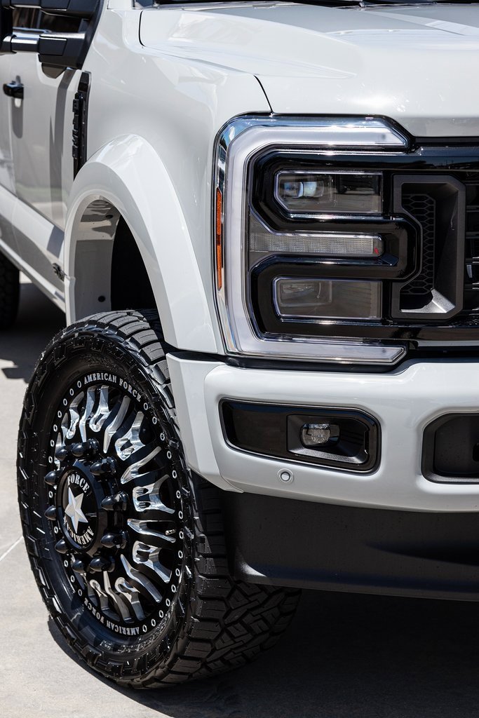 Used 2025 Ford F450 Platinum w/ Platinum Plus Package image 5
