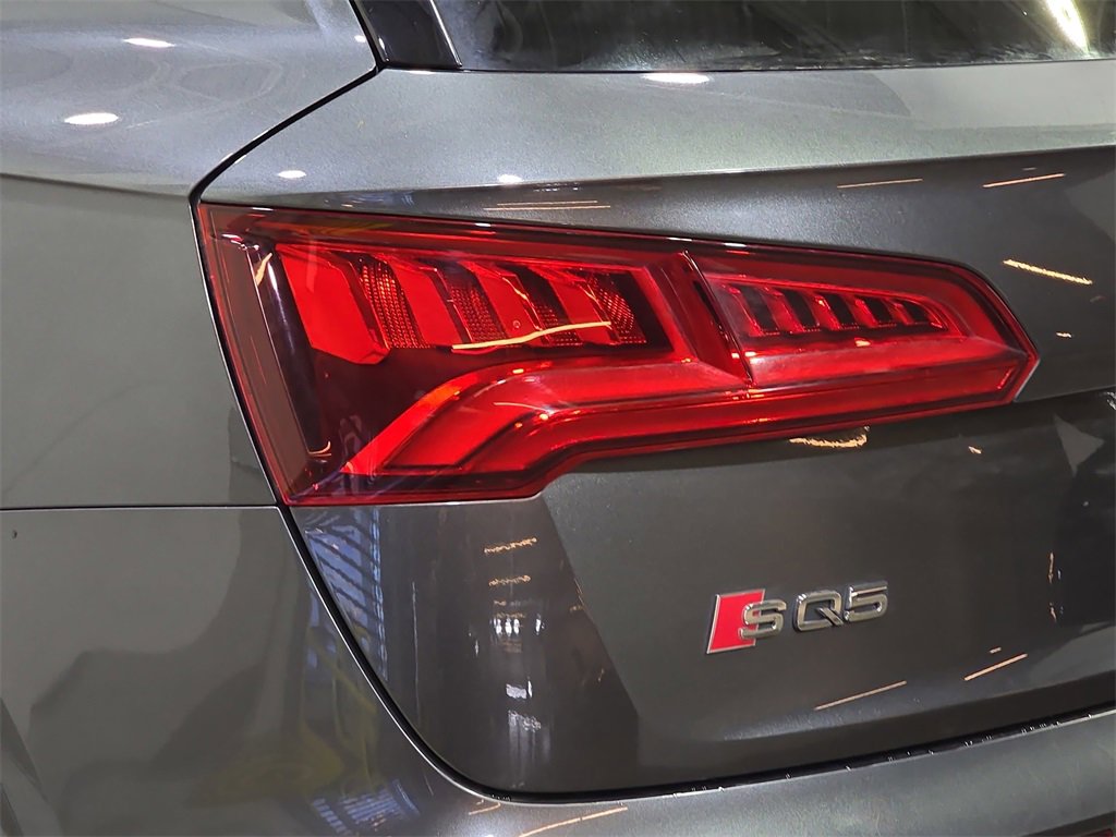 Used 2018 Audi SQ5 Prestige w/ Prestige Package image 33