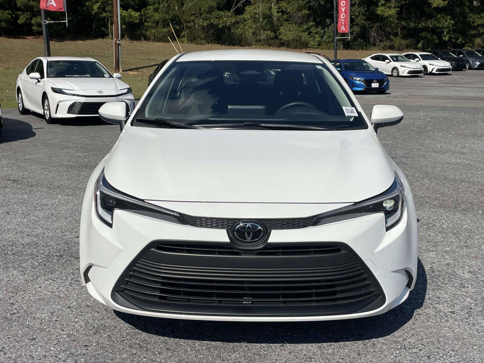 Used 2026 Toyota Corolla LE FWD image 6