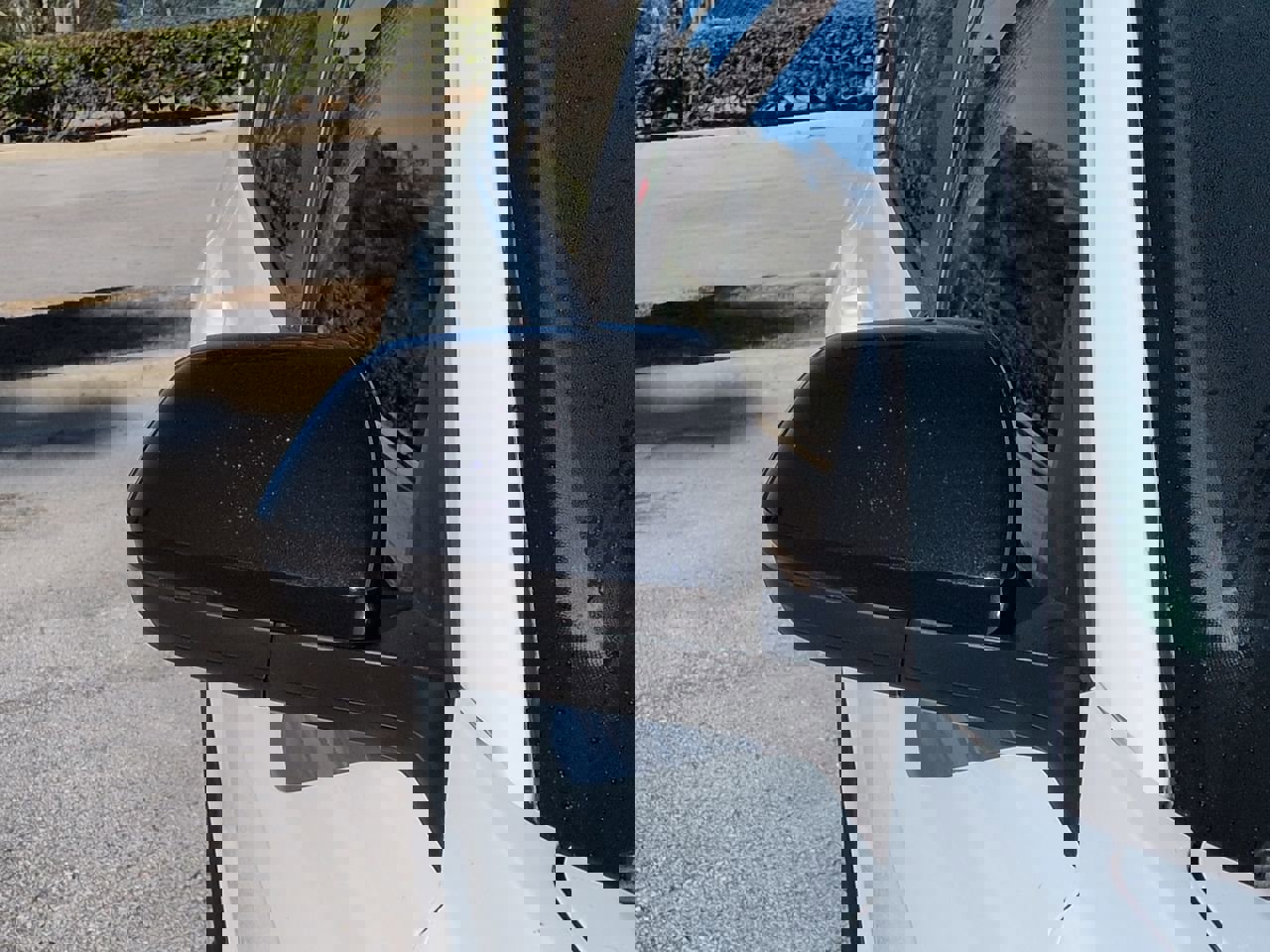 Used 2024 Volkswagen Atlas Peak Edition SE image 11