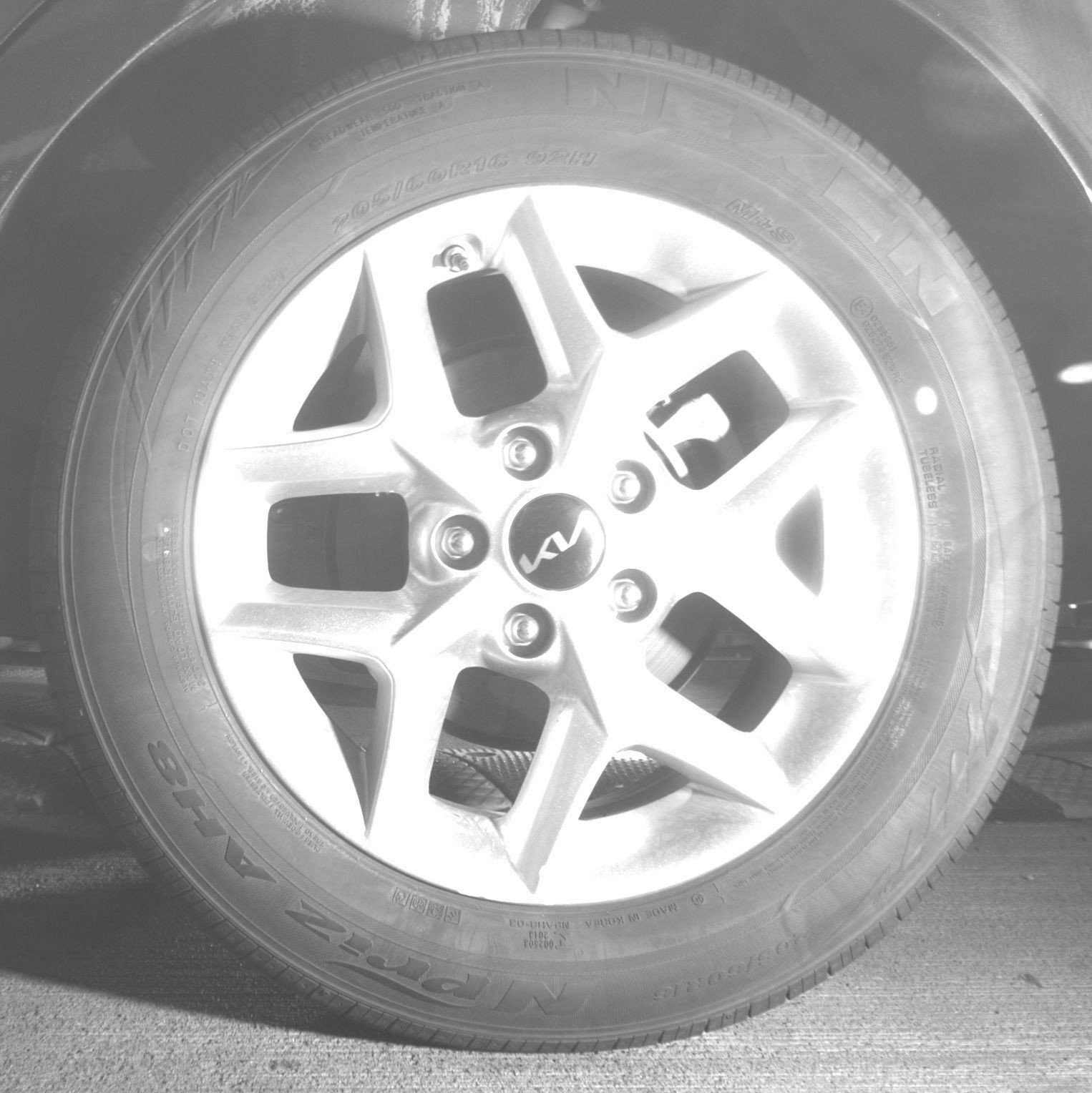 Used 2025 Kia Soul LX w/ LX Technology Package FWD image 14