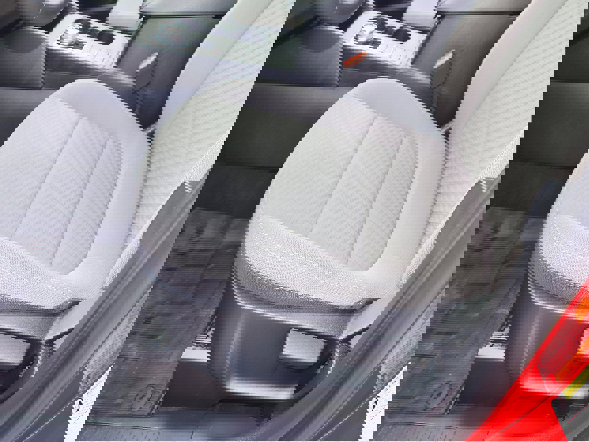 Used 2022 Ford Escape SE w/ Cold Weather Package image 14