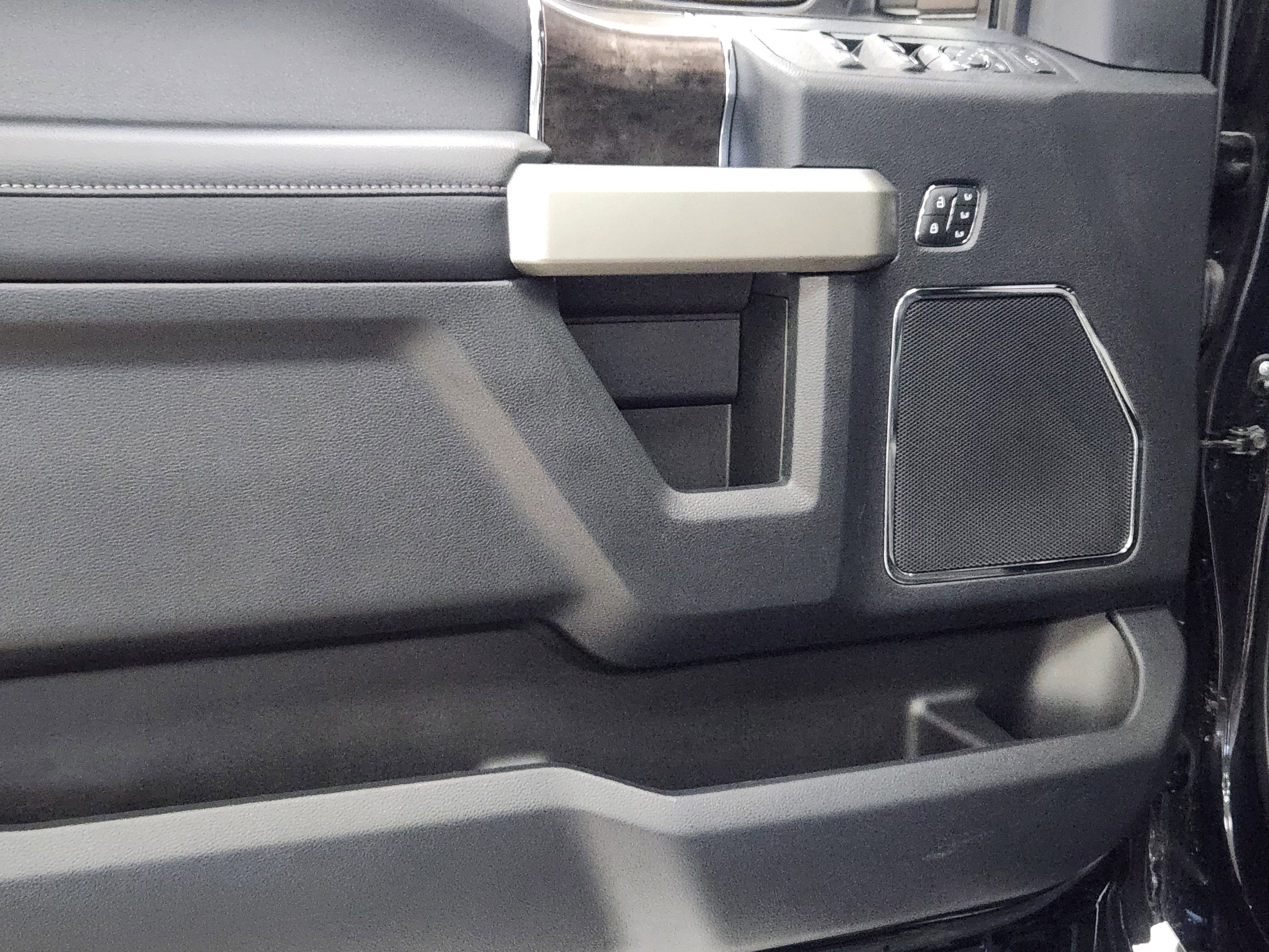 Used 2022 Ford F250 Lariat w/ Lariat Ultimate Package image 18