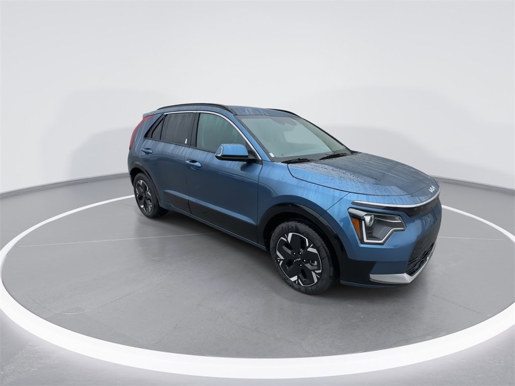 New 2025 Kia Niro Wind w/ Wind Preserve Package image 2