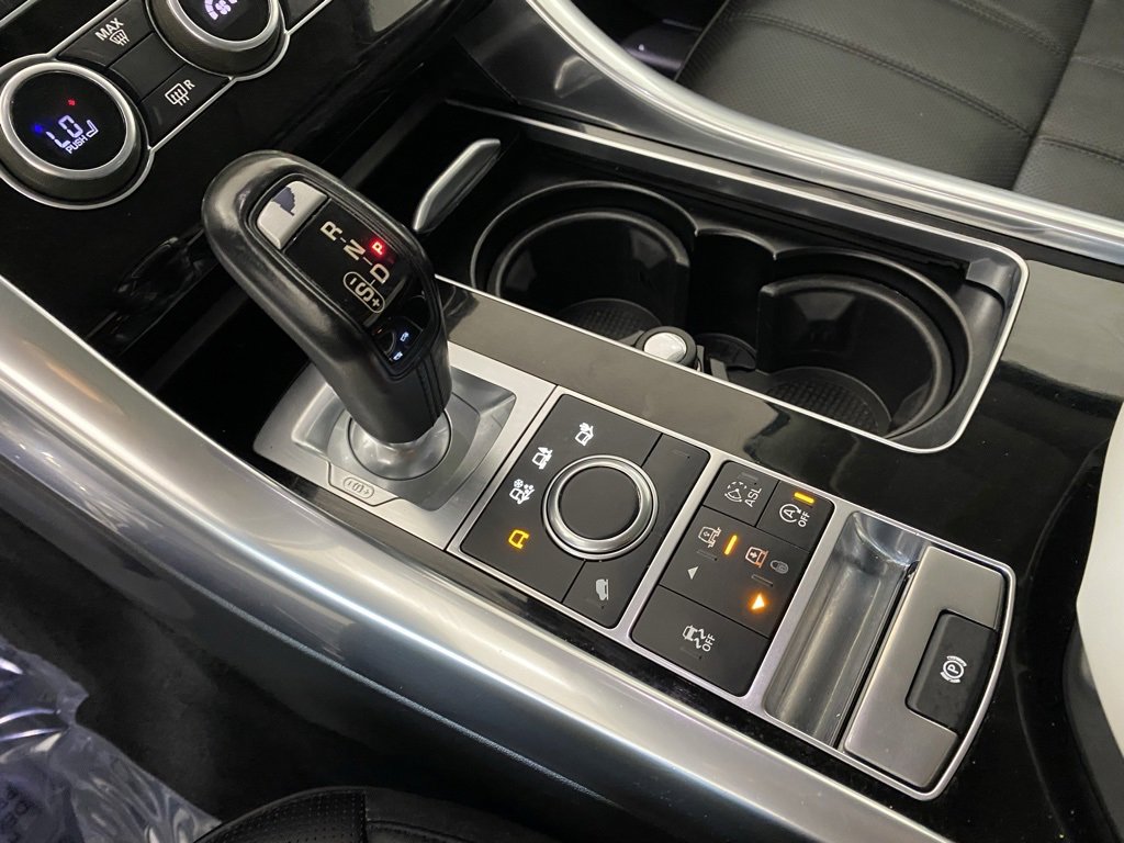 Used 2016 Land Rover Range Rover Sport HSE image 19