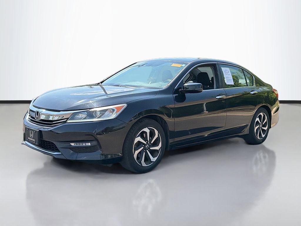 Used 2017 Honda Accord EX image 2