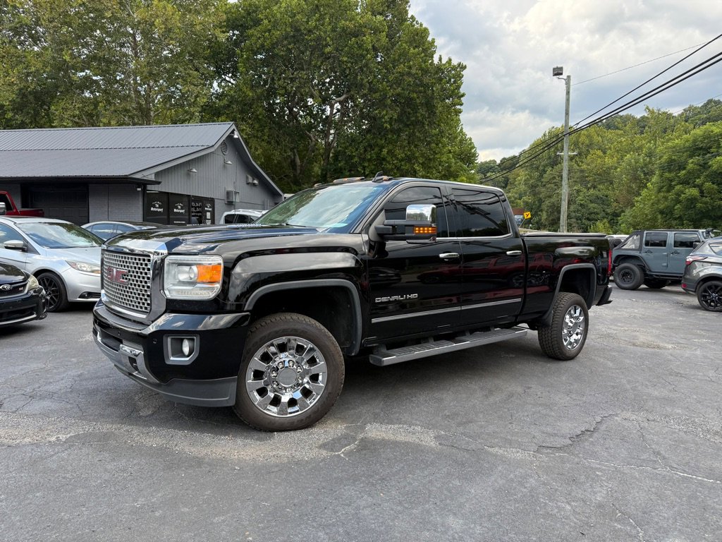 Used 2015 GMC Sierra 2500 Denali w/ Duramax Plus Package image 32