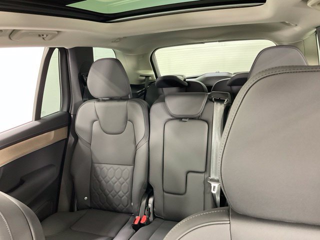 New 2026 Volvo XC90 B5 Core AWD/4WD image 31