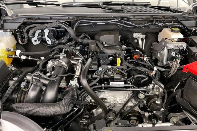 Used 2024 Ford Ranger Lariat w/ FX4 Off-Road Package image 9