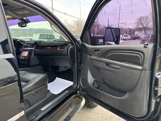 Used 2013 GMC Sierra 2500 Denali w/ Suspension Package, Off-Road image 41